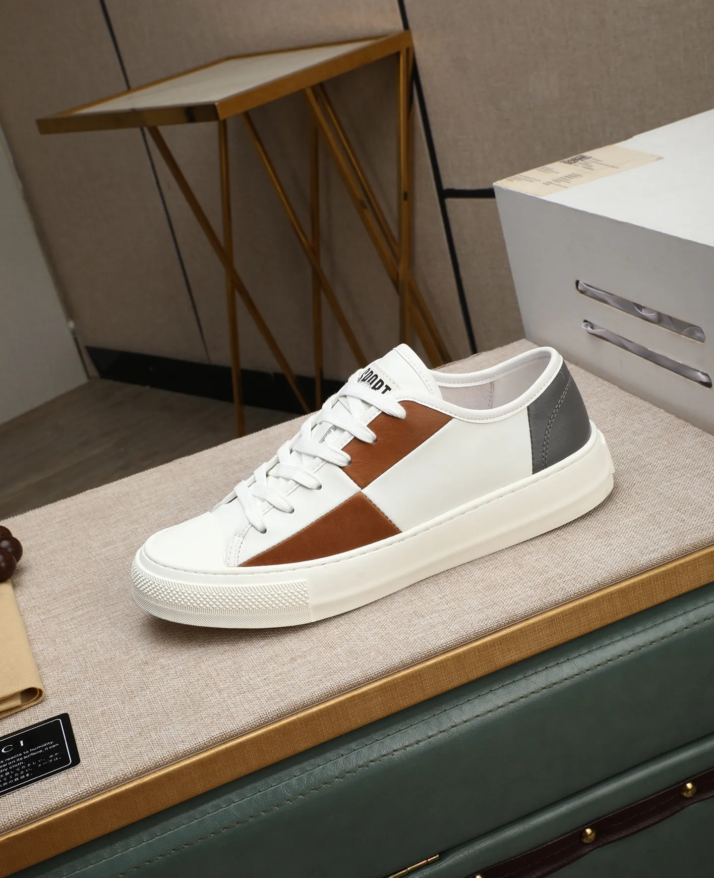 Men's men's shoes 💰440 GUCCI🔍🔍The latest model is on sale at the same time at the counter. Original calfskin imported from Italy, genuine leather lining, (high-end, noble, and classy) with exquisite workmanship. Sole: Original sole provided by the original factory, ⚠Exclusive double-layer movable molded sole super comfortable⚠, real shot 🎬The real thing is better🔍🔍"High quality·Follow the order" Code number 38-44